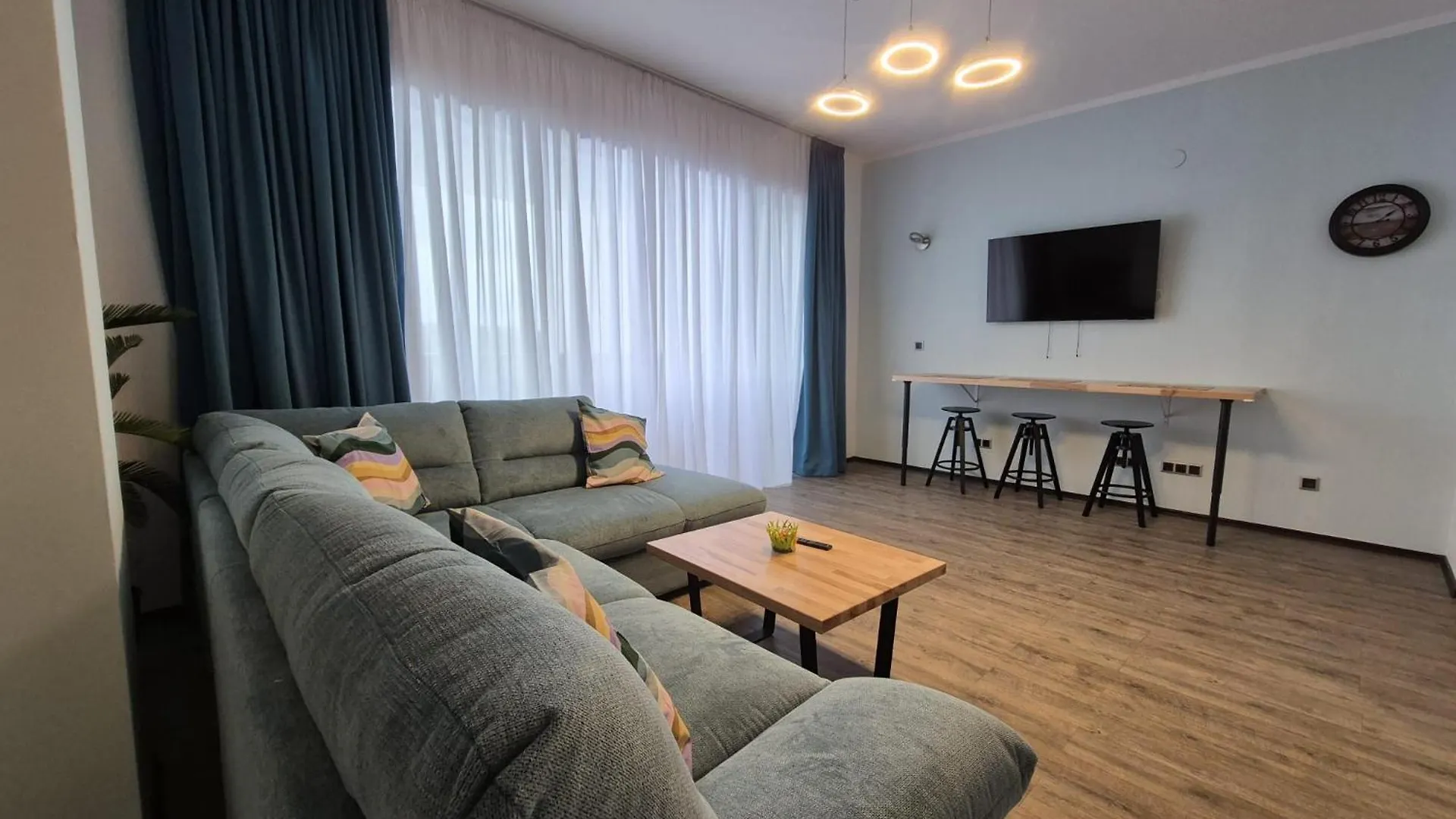 cozy loft city center București